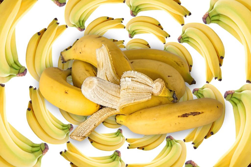 bananas, vitamin c, vitamins-7276514.jpg